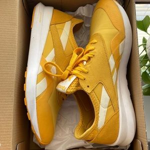 Nylon Yellow Reebok’s